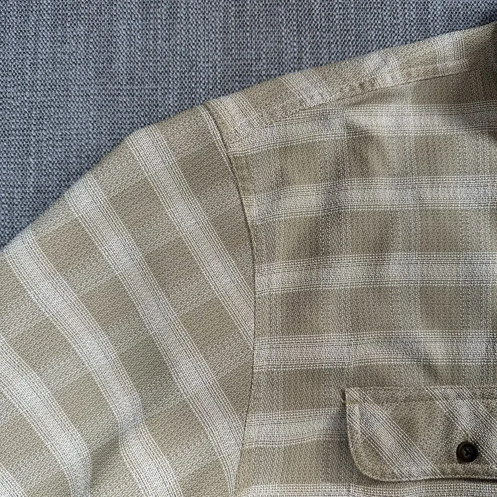 The North Face Mens‎ XL Beige Short Sleeve Button Up Shirt Casual Outdoor Hiking